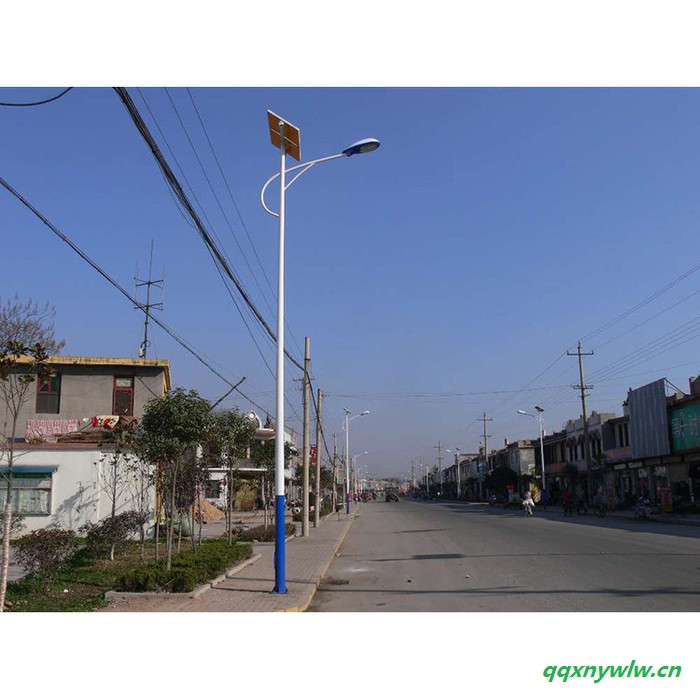 太阳能风机发电6米路灯锂电池太阳能新农村路灯道路灯高杆太阳能图2