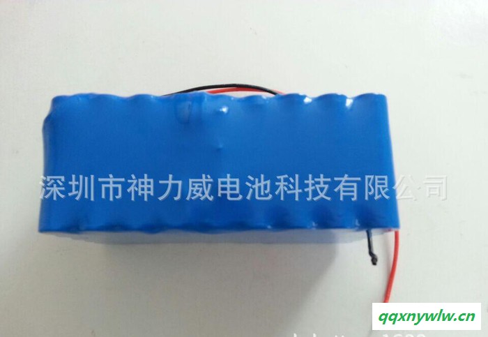 直销12V30AH 锂电池；太阳能电池