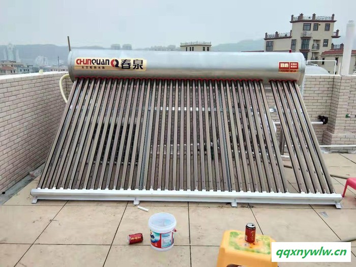太空能热水器**品牌双仓水循环太空能35管1.5匹图5