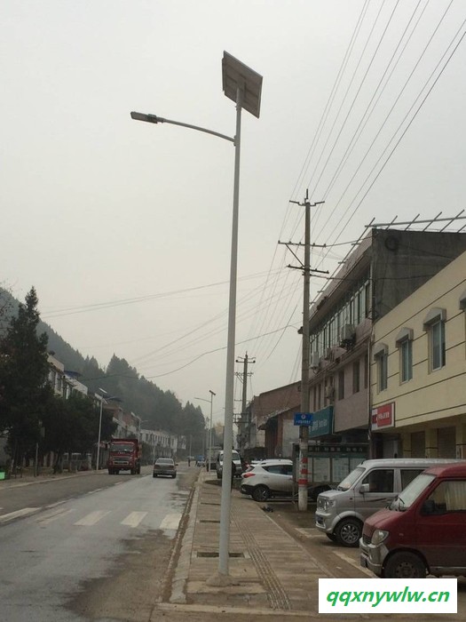 成都太阳能灯生产厂家