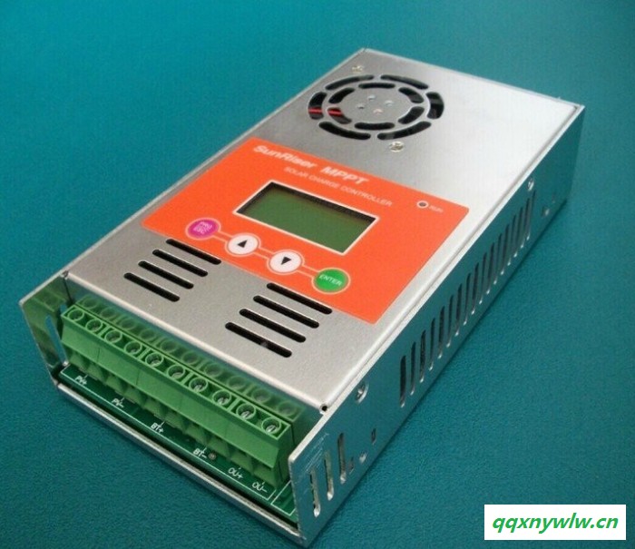 MPPT控制器 太阳能光伏充放电控制器 12-48V 自动识