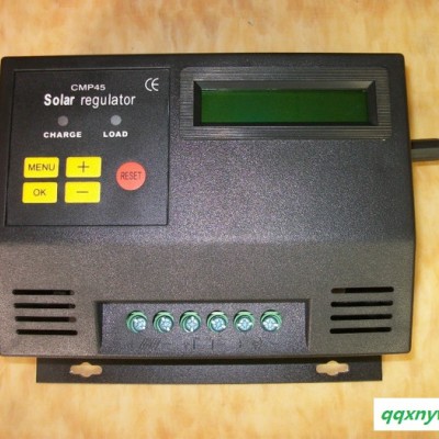 供应12V/24V 自适应SCMP45-20A太阳能控制器带液晶