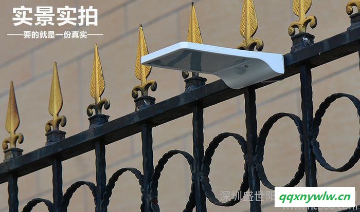 超亮太阳能灯壁灯36LED灯庭院灯花园乡村路灯人体感应灯户外