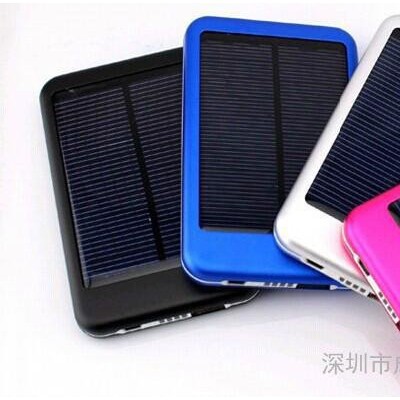 太阳能移动电源 太阳能手机充电器