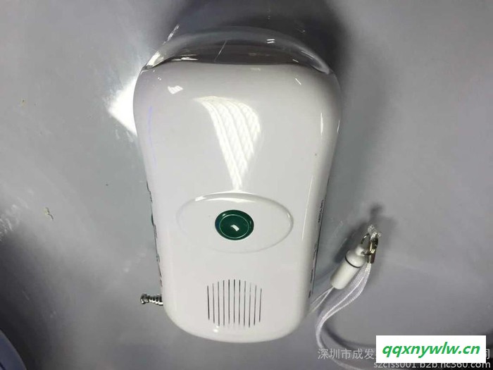 太阳能收音机手LED电筒充电器三合一图4