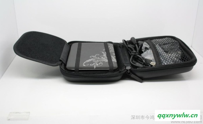 LD4200大功率太阳能充电器，多功能翻盖式太阳能应急充图2