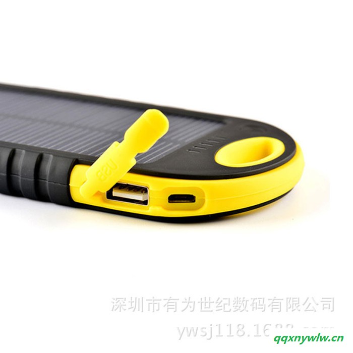 出售户外通用大容量 太阳能移动电源聚合物硅胶套充电宝图2