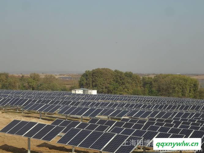 太阳能平单轴光伏跟踪器支架系统