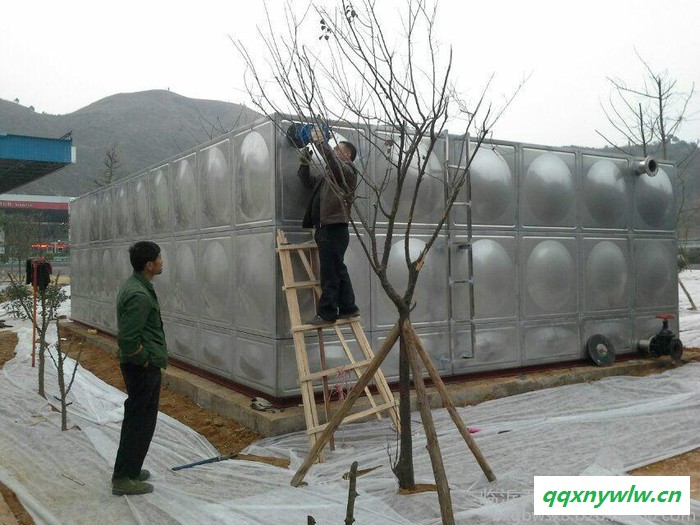 不锈钢水箱  箱泵一体化  消防水箱   生活水箱   锅炉专用水箱   太阳能集热水箱图7