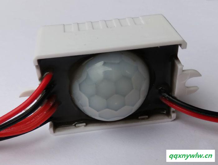 太阳能一体化路灯控制器 3.7V7.4V降压型控制器一体机 锂电控制器图3