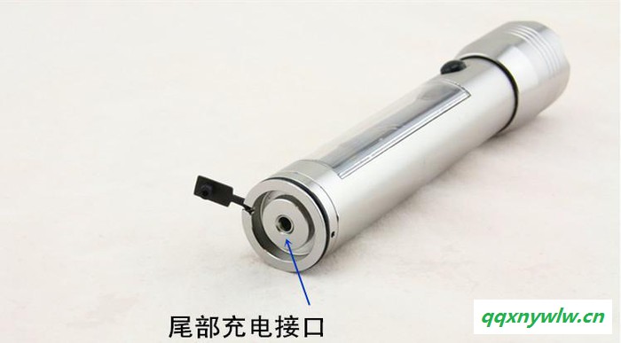 直销YT02铝合金led强光大功率太阳能充电手电筒 防身迷你图2