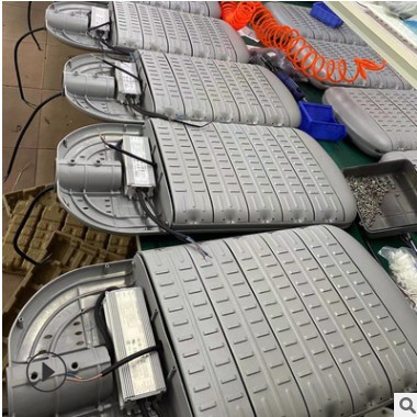 模组路灯头厂家直供2模组100W3组150W4组200W5组250瓦LED路灯头图2
